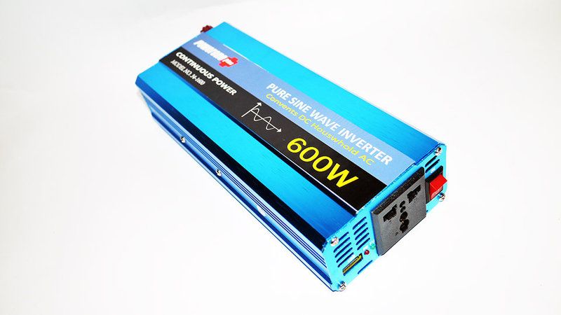 Фото 3. Powerone 600W Преобразователь с чистой синусоидой AC/DC 12v