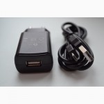 Универсальное зарядное устройство с USB разъемом + микро USB шнур