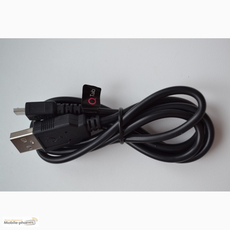 Фото 5. Универсальное зарядное устройство с USB разъемом + микро USB шнур