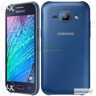 Samsung Galaxy J1 J100H/DS састояние идиальное телефону 3 месяца