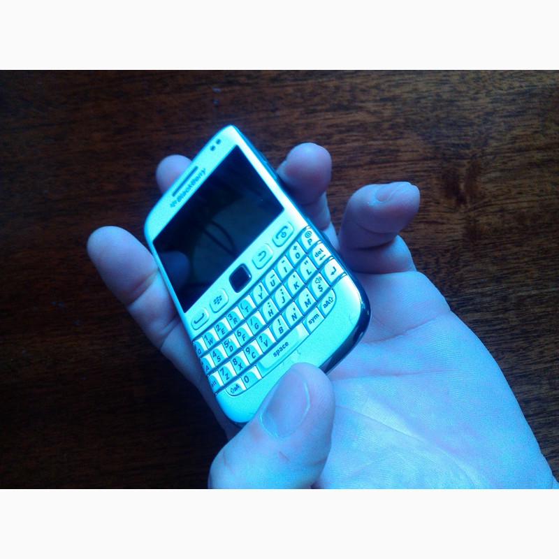 Фото 5. BlackBerry Bold 9790 White